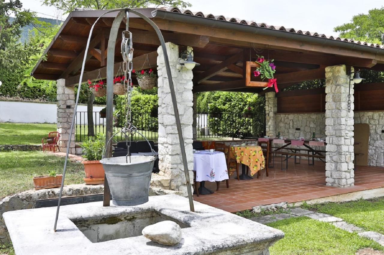 Il Ciavattone Bed And Bike Bed and Breakfast Sulmona Exteriör bild