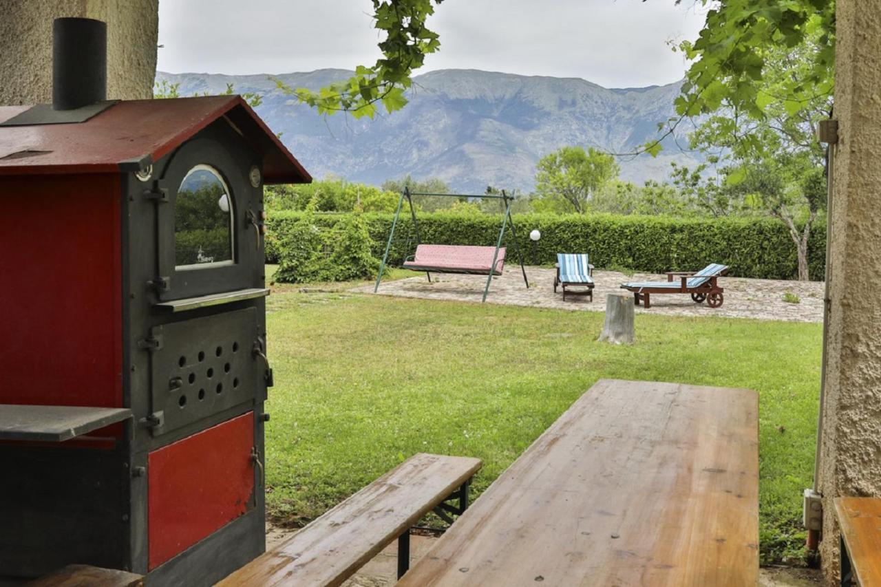 Il Ciavattone Bed And Bike Bed and Breakfast Sulmona Exteriör bild
