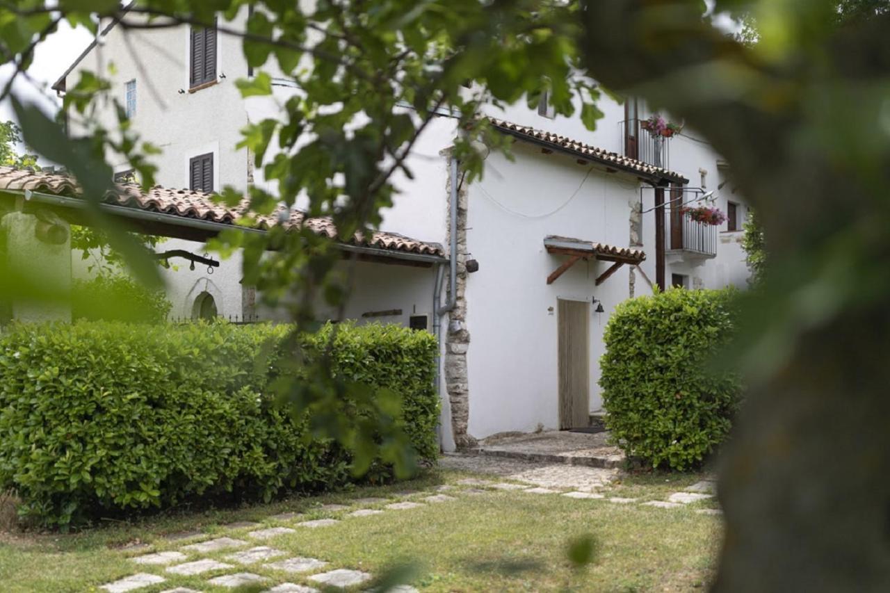 Il Ciavattone Bed And Bike Bed and Breakfast Sulmona Exteriör bild