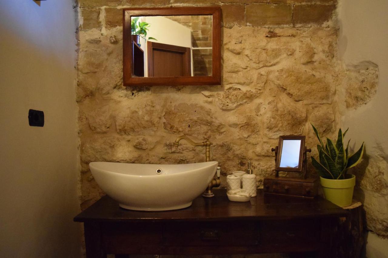 Il Ciavattone Bed And Bike Bed and Breakfast Sulmona Exteriör bild